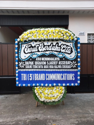 Papan Bunga Duka di Kumun Debai